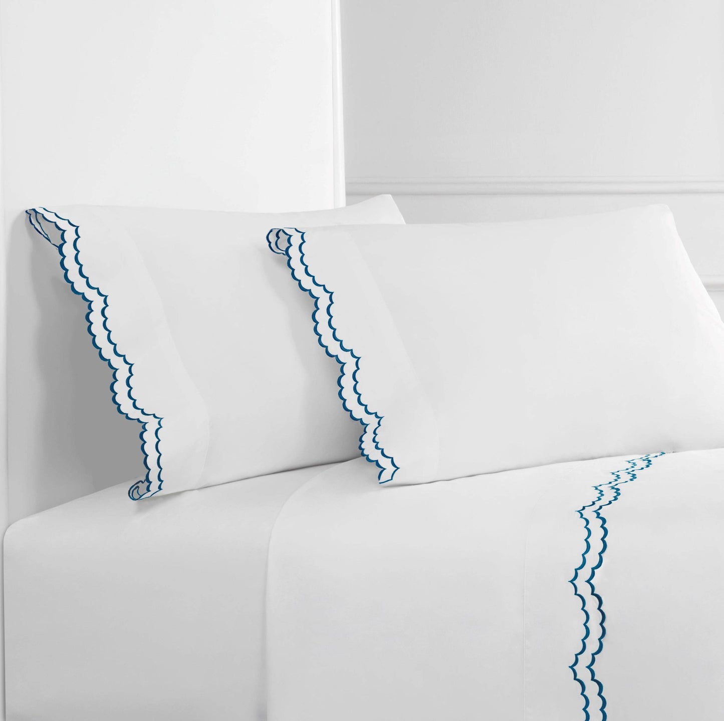 Double Scallop Embroidered Cotton Percale Sheet Set