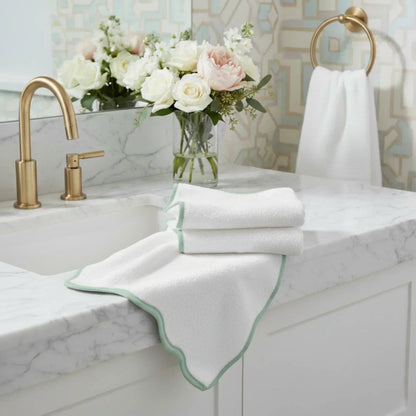Bath Towels – Fluffy, Ultra Soft & Highly Absorbent (4 pieces)